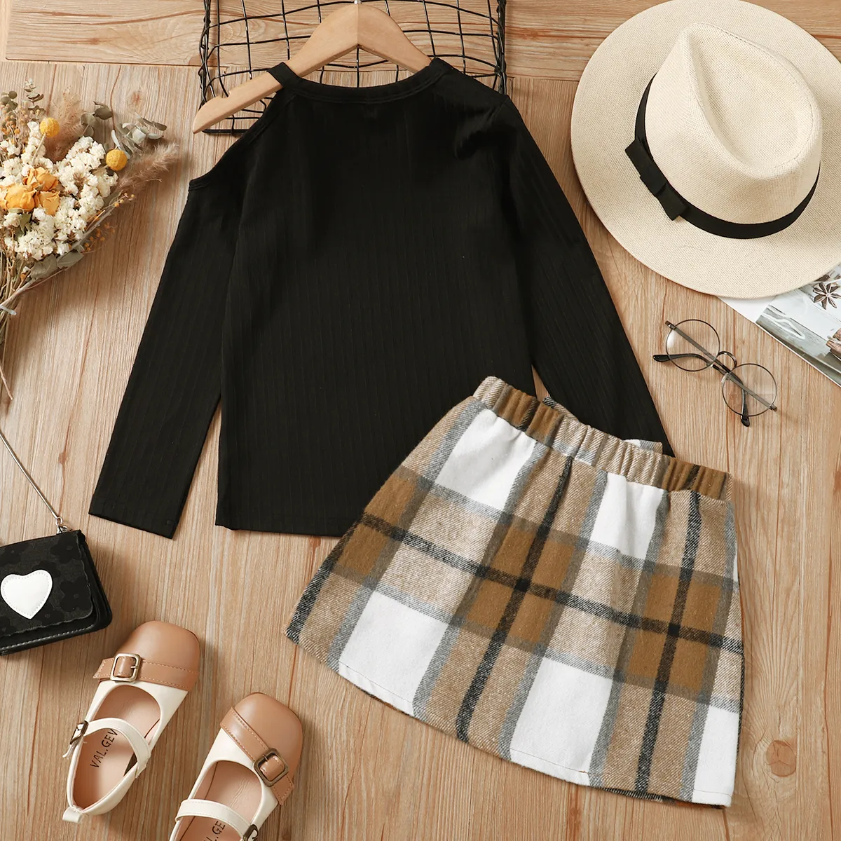 2pcs Kid Girl Cold Shoulder Long-sleeve Black Tee and 3D Bowknot Design Plaid Skirt Set Black image 6