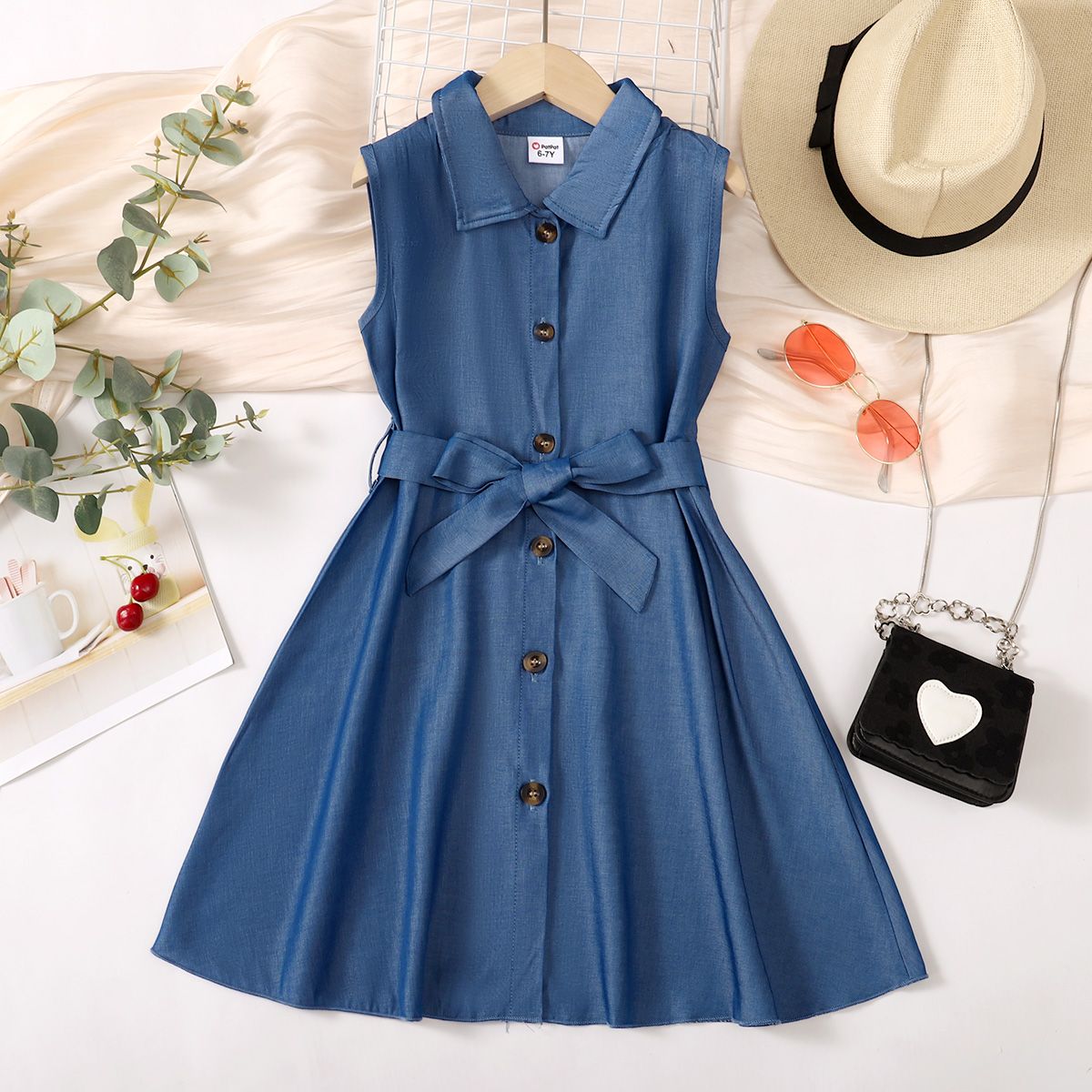 

Kid Girl Lapel Collar Button Design Sleeveless Belted Denim Dress
