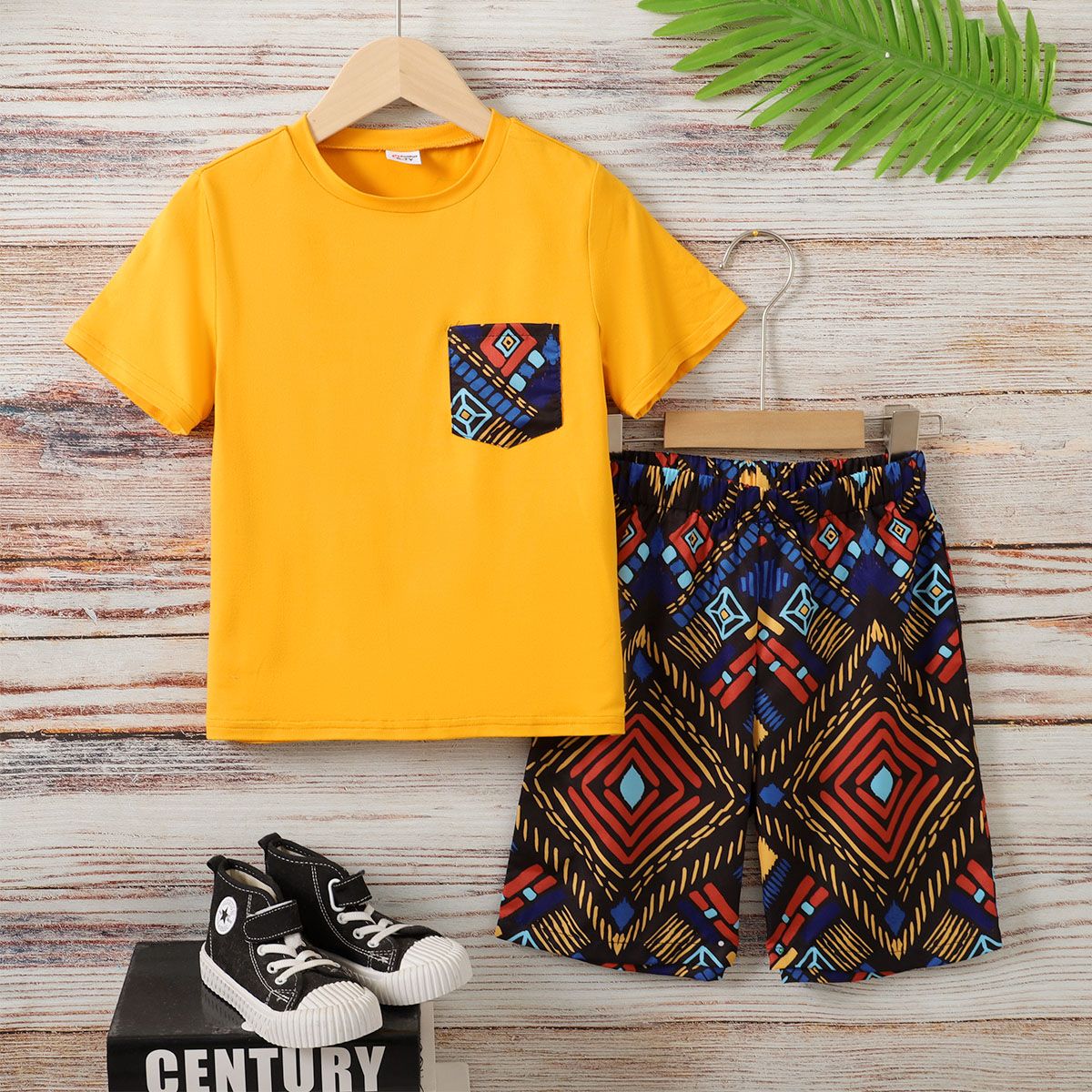 

2pcs Kid Boy Boho Short-sleeve Tee and Shorts Set