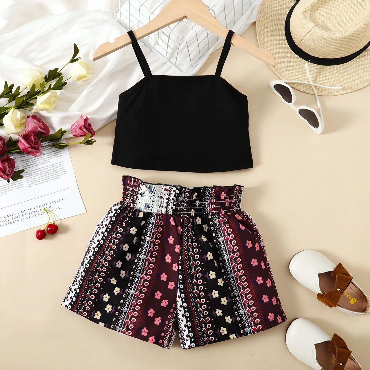 2pcs Kid Girl Solid Cami Top and Flower Print Shorts Set Black big image 1
