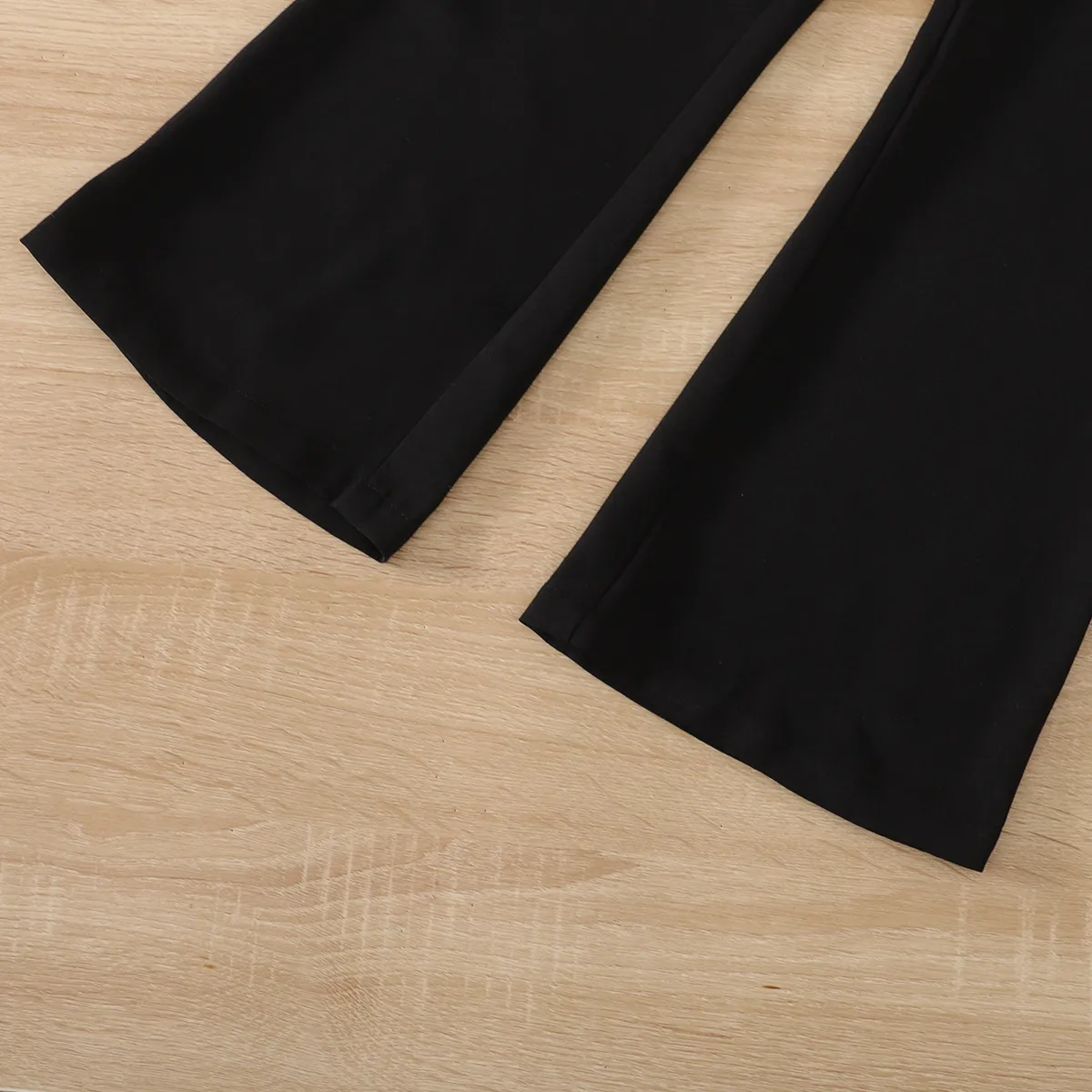 2pcs Kid Girl Floral Print Belted Smocked Top and Solid Pants Set   Black big image 1