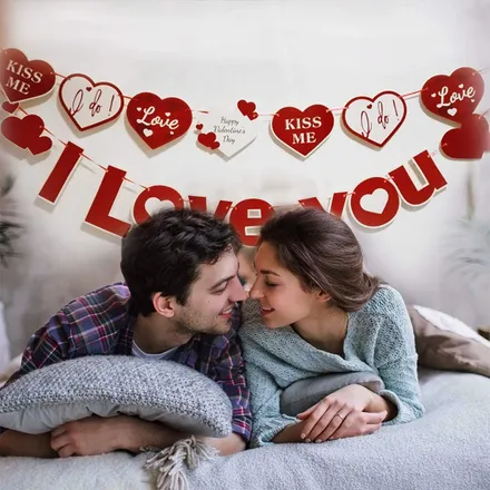 2-pack I Love You Banner and Heart Letters "Kiss Me & I Do & Love" for Wedding Proposal Valentine's Day Wedding Engagement Home Indoor Party Decor Ornament