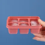 صواني مكعبات الثلج من السيليكون قالب مكعبات الثلج مع أغطية قابلة لإعادة الاستخدام لثلاجة الفريزر زهري image 6