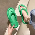 Sense of Stepping on Shit Thick-soled Solid Flip-flops  image 2