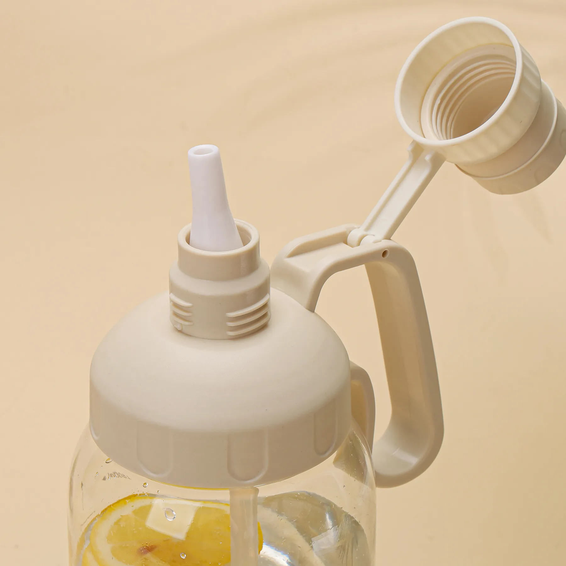 1800ml Straw Water Bottle - Large Capacity Sports Portable Bottle White image 3
