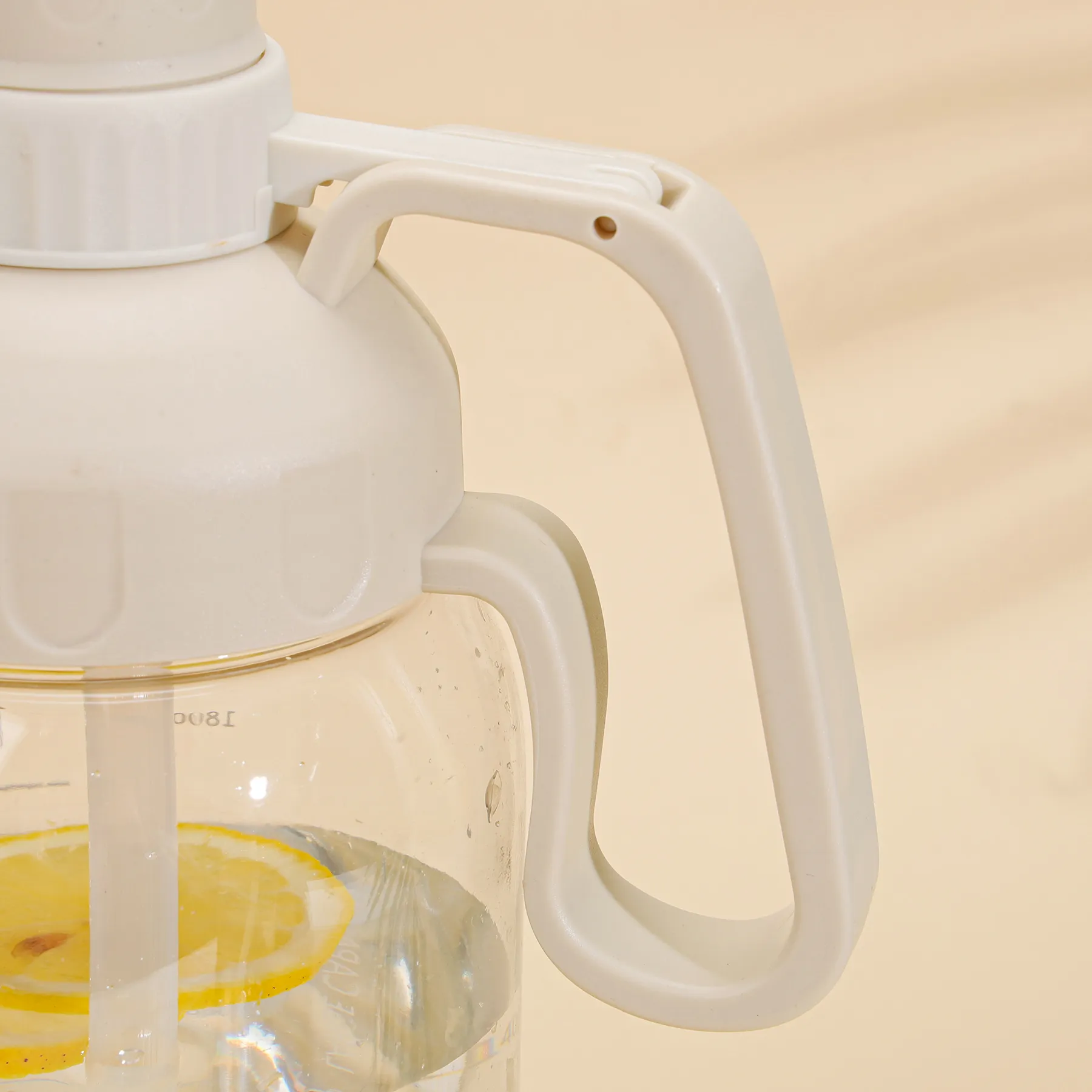 1800ml Straw Water Bottle - Large Capacity Sports Portable Bottle White image 4