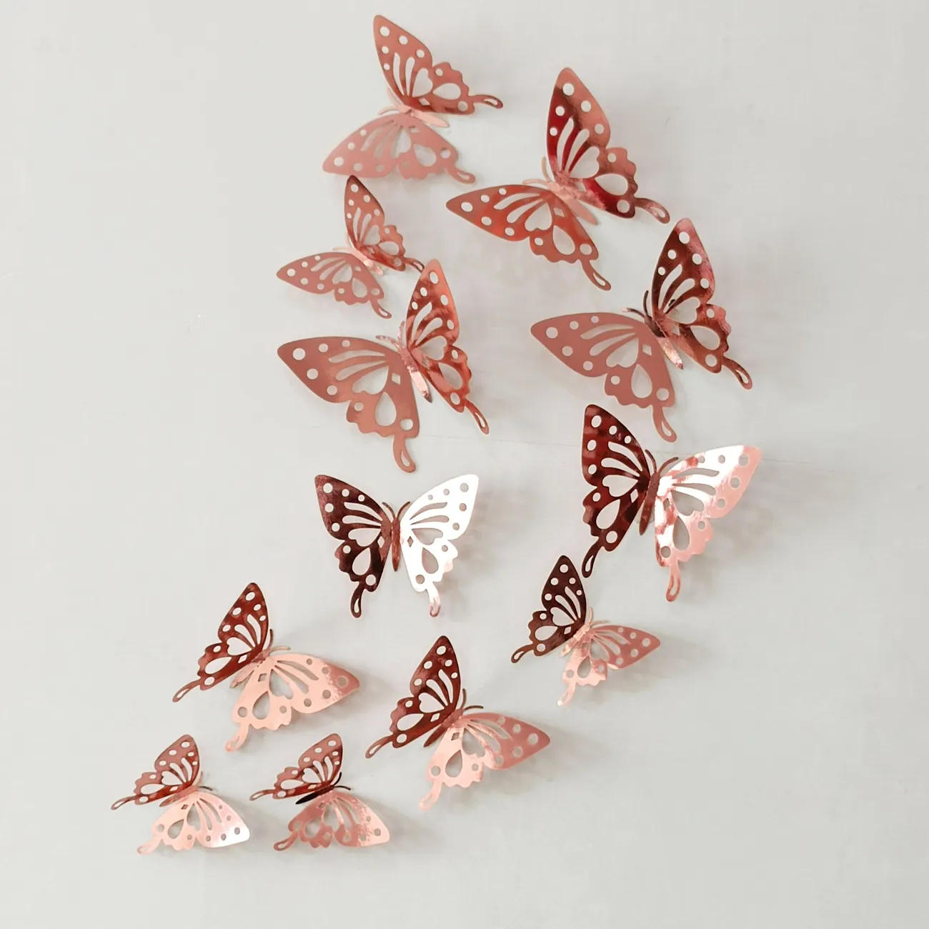 Pack de 12 pegatinas metálicas de mariposa hueca 3D creativas para decoración de paredes Oro rosa big image 1