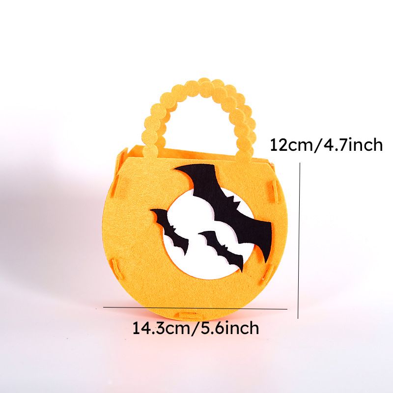 

Halloween Candy Bag for Kids with DIY Cartoon Design