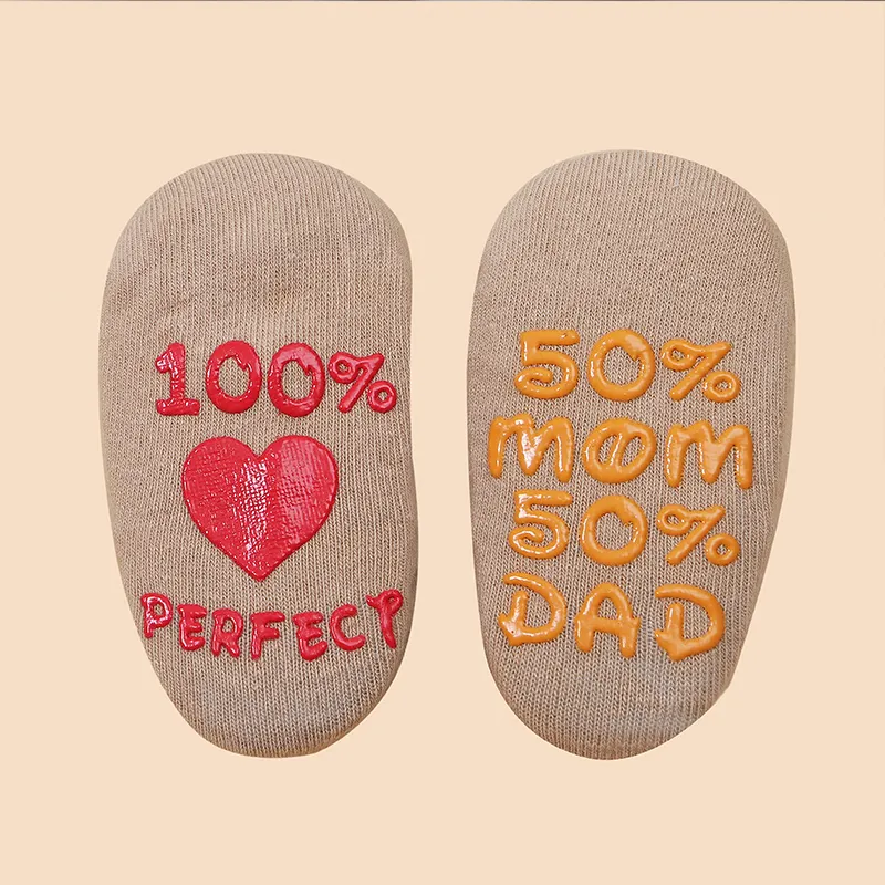 calcetines con letras para bebés y niños pequeños Caqui big image 1