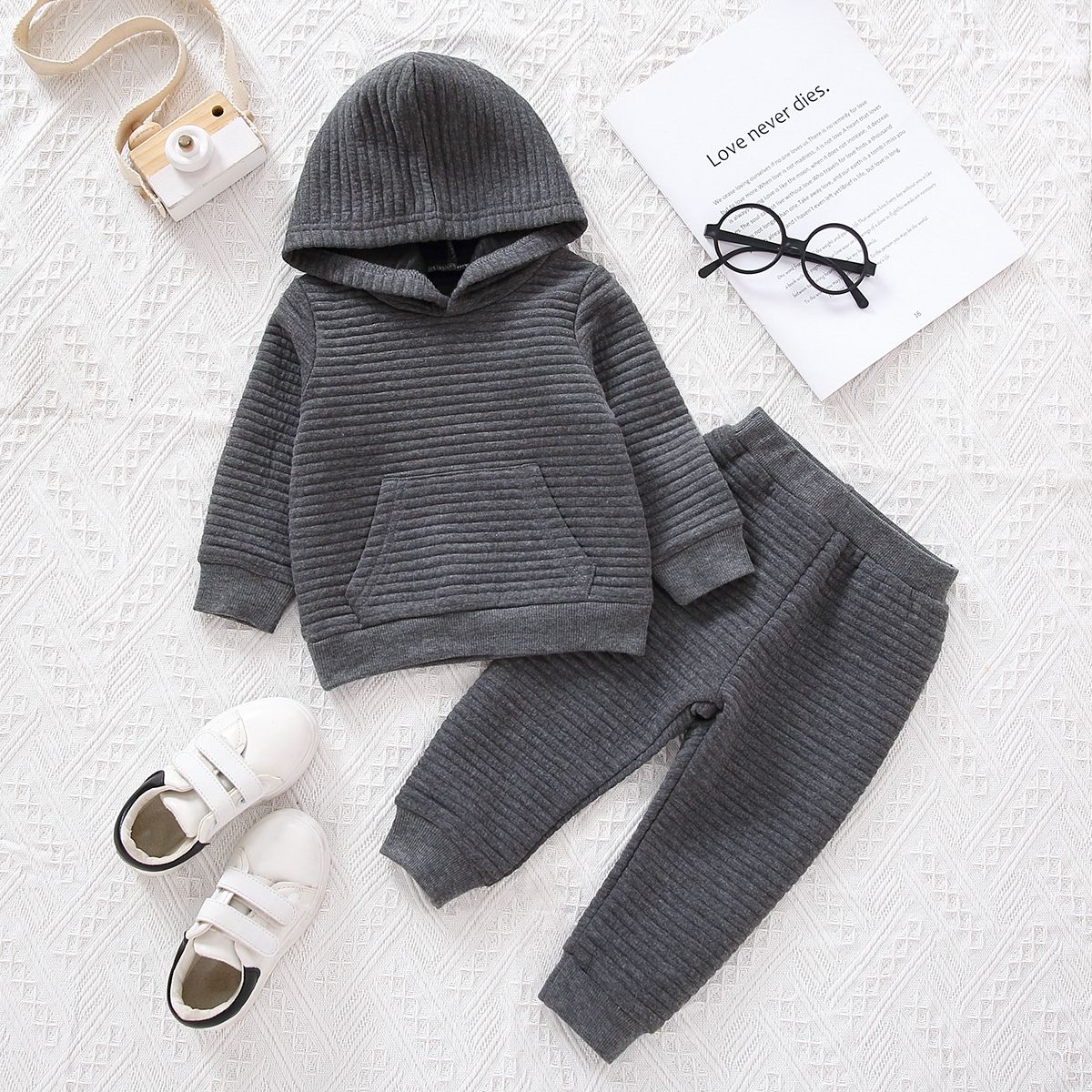 2pcs Baby Boy/Girl Solid Thickened Textured Long-sleeve Hoodie And Trousers Set