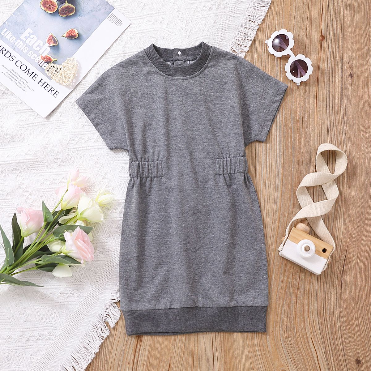 

Toddler Girl Solid Color Back Button Design Short-sleeve Cotton Dress