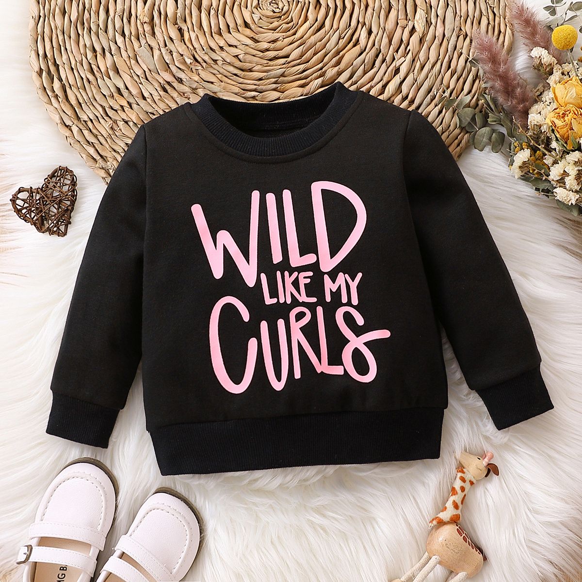 

Baby Girl Letter Print Black Long-sleeve Sweatshirt