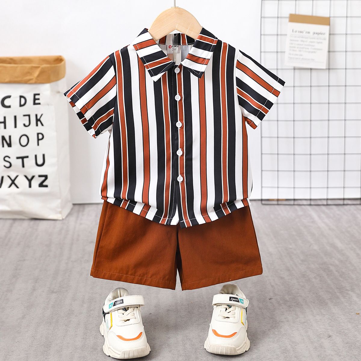 

2pcs Toddler Boy Stripe Short-sleeve Shirt and Solid Shorts Set