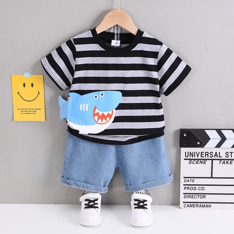 2pcs Toddler Boy Shark Stripe Print Cotton Short-sleeve Tee and Denim Shorts Set  big image 1