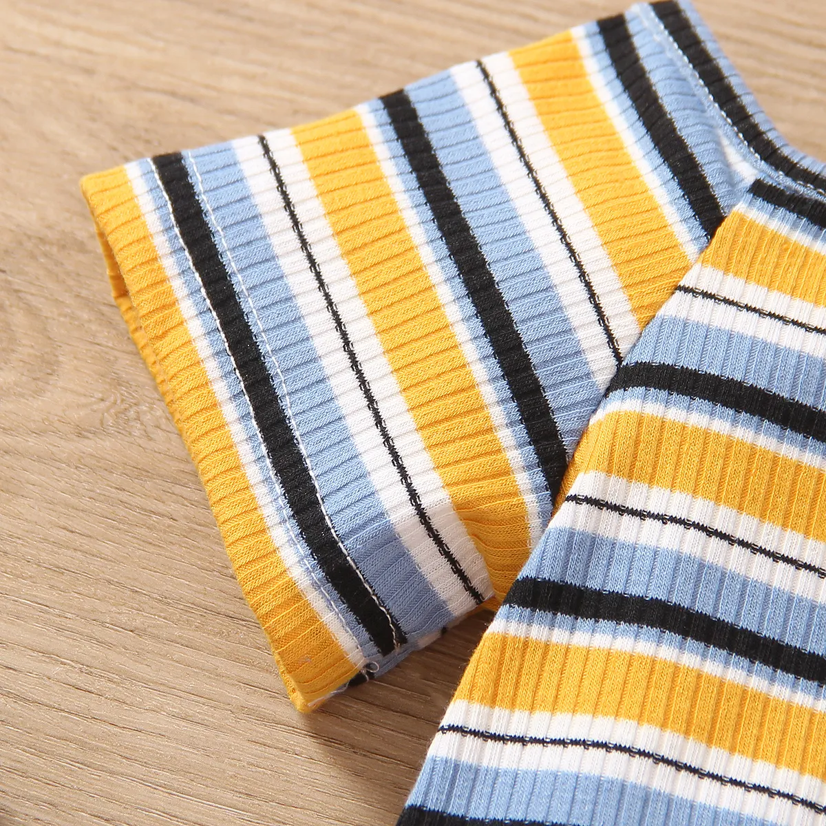 2pcs Toddler Girl Colorful Stripe Ribbed Camisole and Ripped Denim Shorts Set  image 4