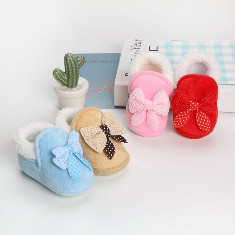 Baby & Toddler Girl Sweet Bow Decor Fleece Prewalker Shoes