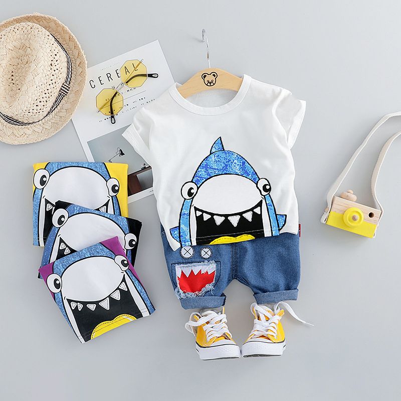 2pcs Toddler Boy Shark Print Short-sleeve Tee and Ripped Denim Shorts Set