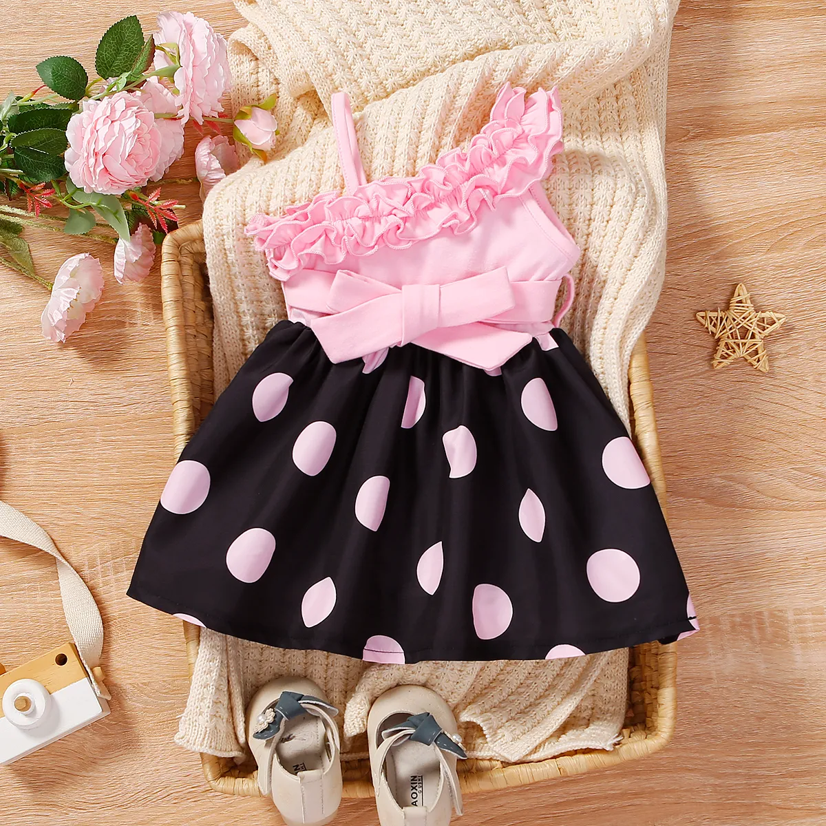 

2pcs Baby Girl 97% Cotton Ruffle Asymmetrical Neckline Polka Dots Slip Dress and Belt Set