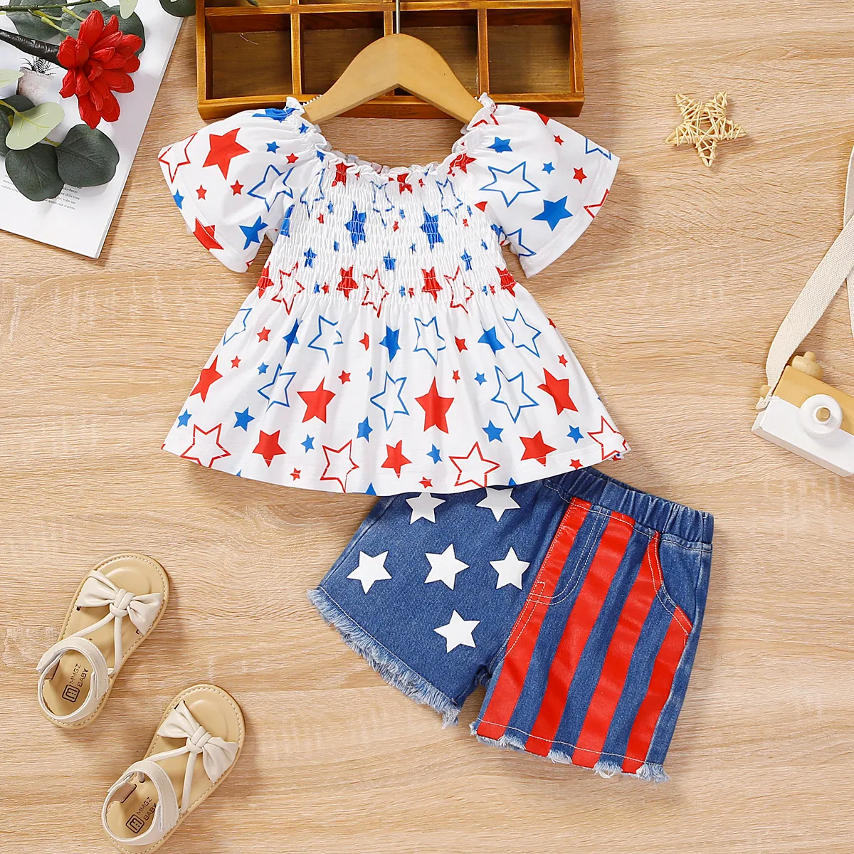 Independence Day 2pcs Baby Girl Stars Print Smocked Short-sleeve Dress And 95% Cotton Shorts Set