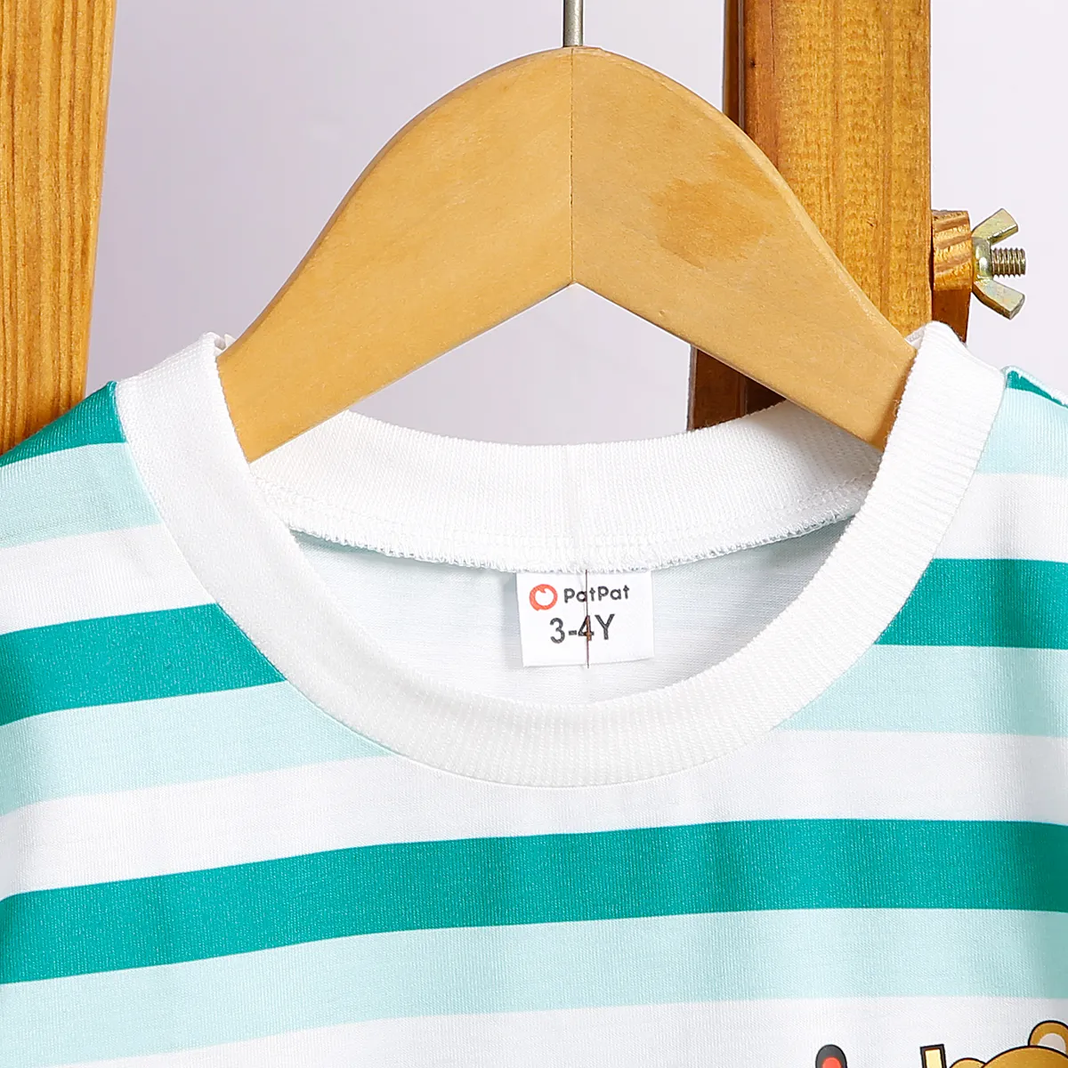 2pcs Toddler Boy Vehicle Print Stripe Short-sleeve Tee and 95% Cotton Denim Shorts Set Green image 2