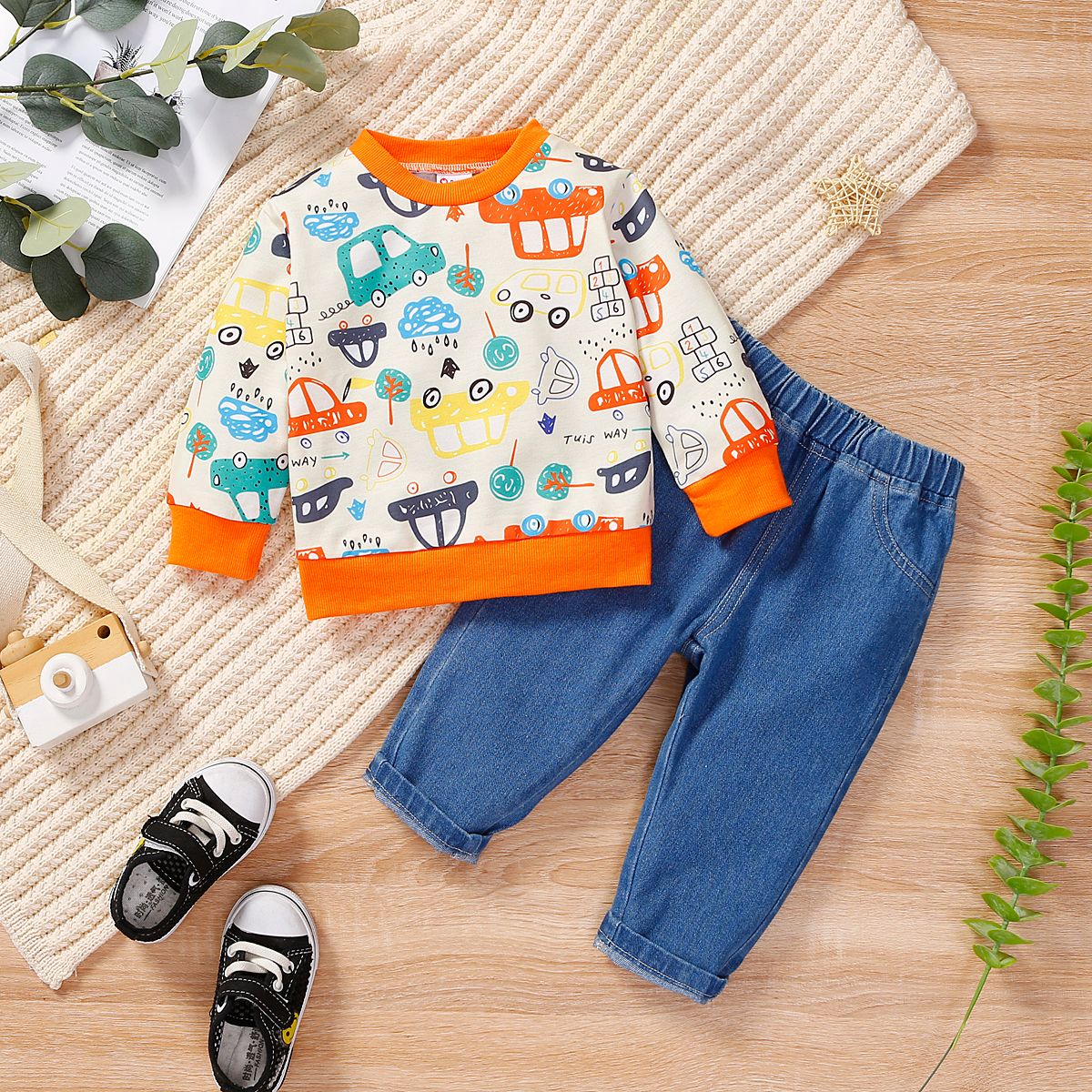 2pcs Baby Boy Allover Vehicle Print Long-sleeve Top And Jeans Set