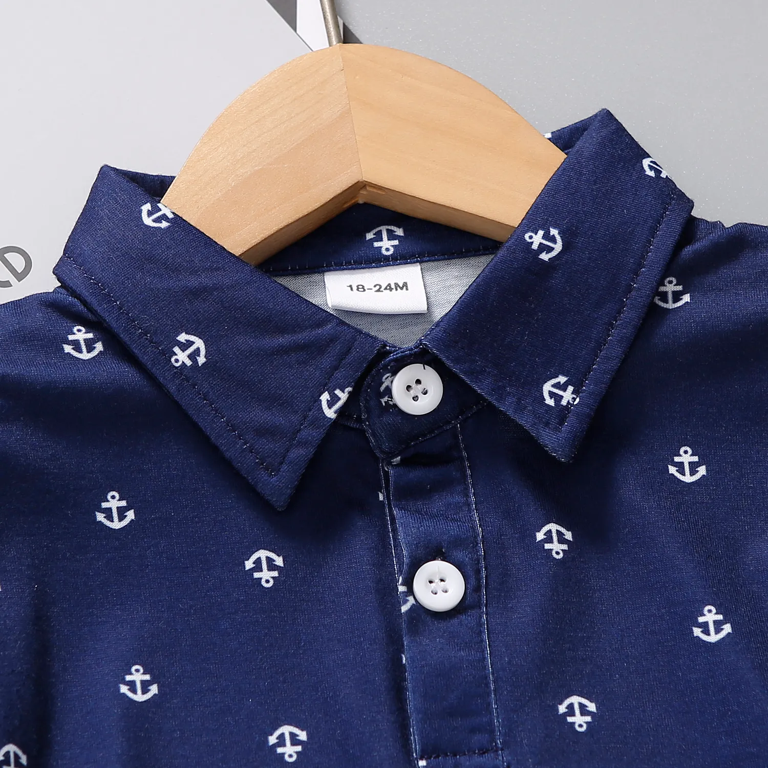 2pcs Toddler Boy Preppy style Anchor Print Polo Shirt and Shorts Set  image 2