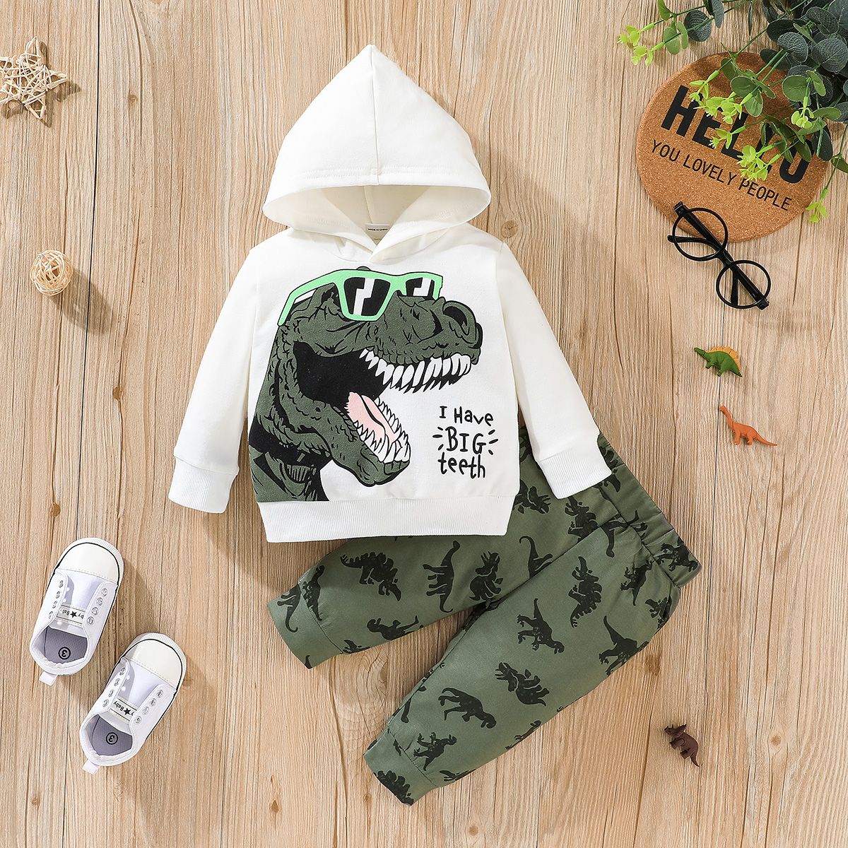 2pcs Toddler Boy Playful Dinosaur Print Hoodie Sweatshirt and Pants Set