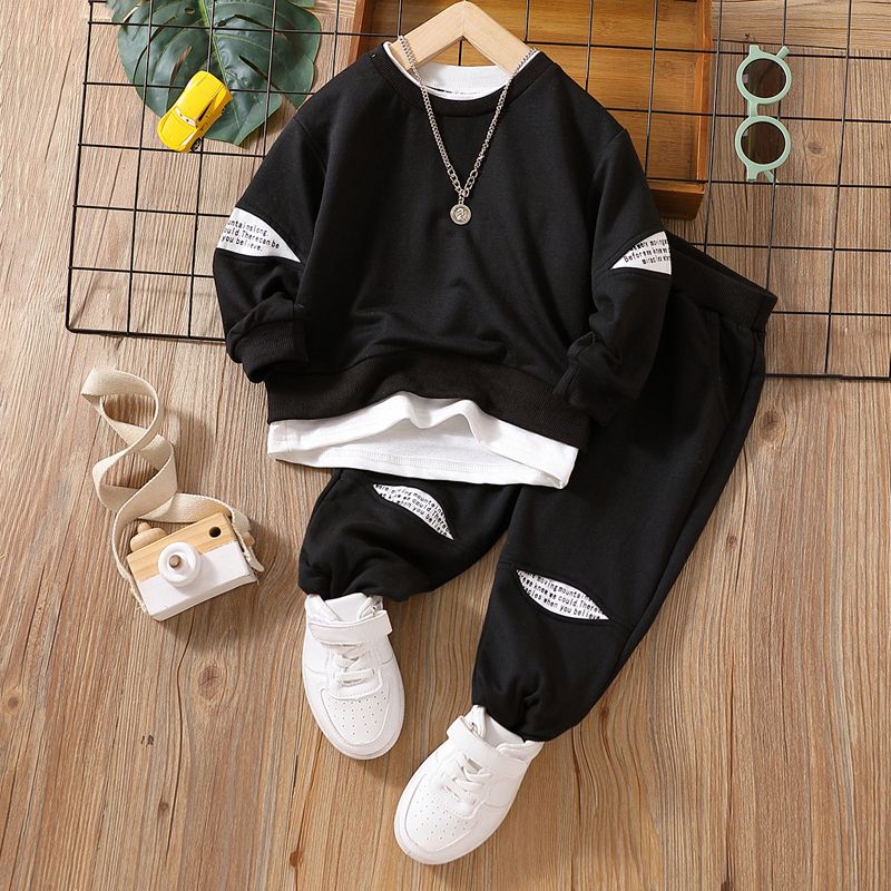 

2pcs Toddler Boy Trendy Faux-two Sweatshirt and Letter Print Pants Set