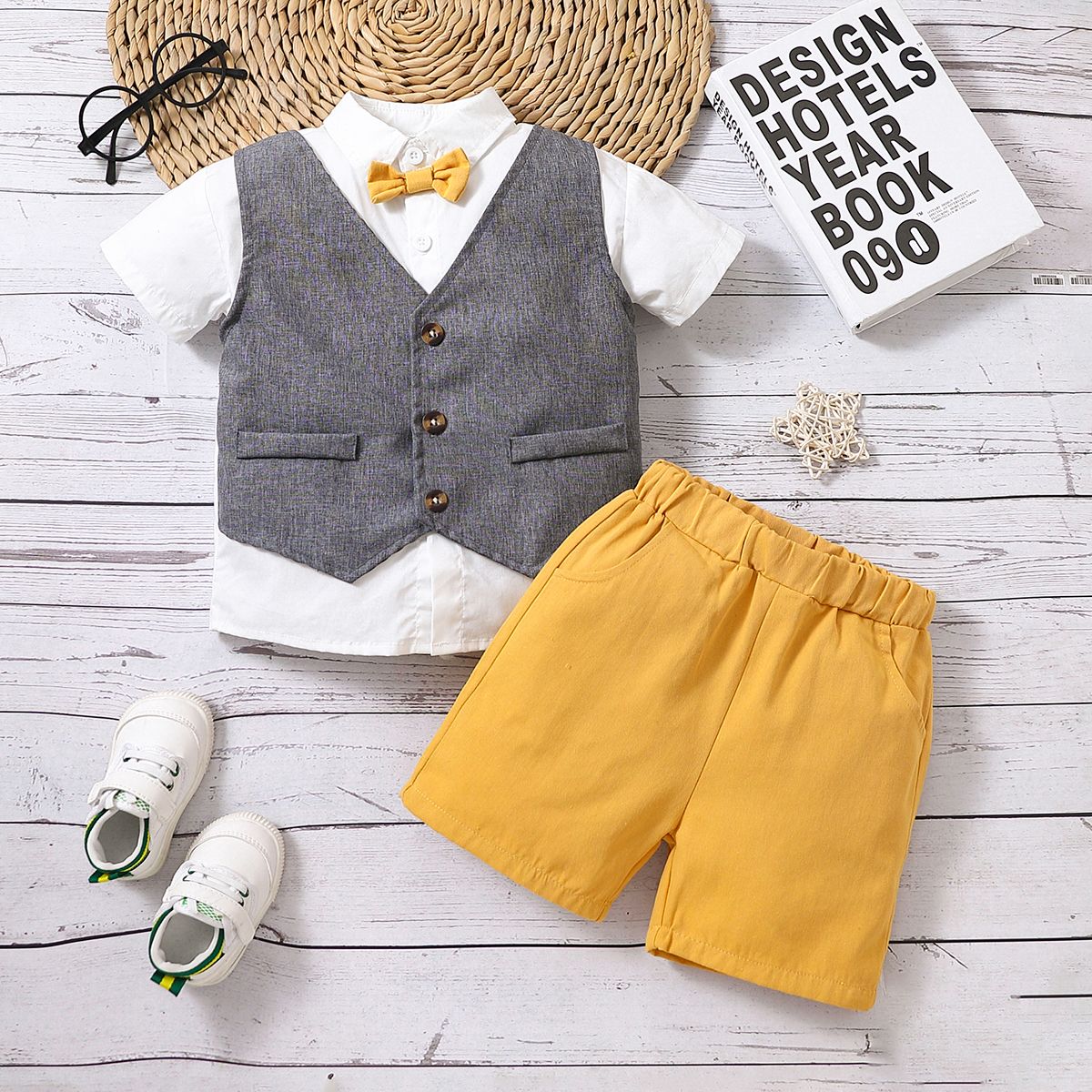 

2pcs Toddler Boy Gentleman Suit, Faux-two Bow tie Design Shirt and Shorts Set