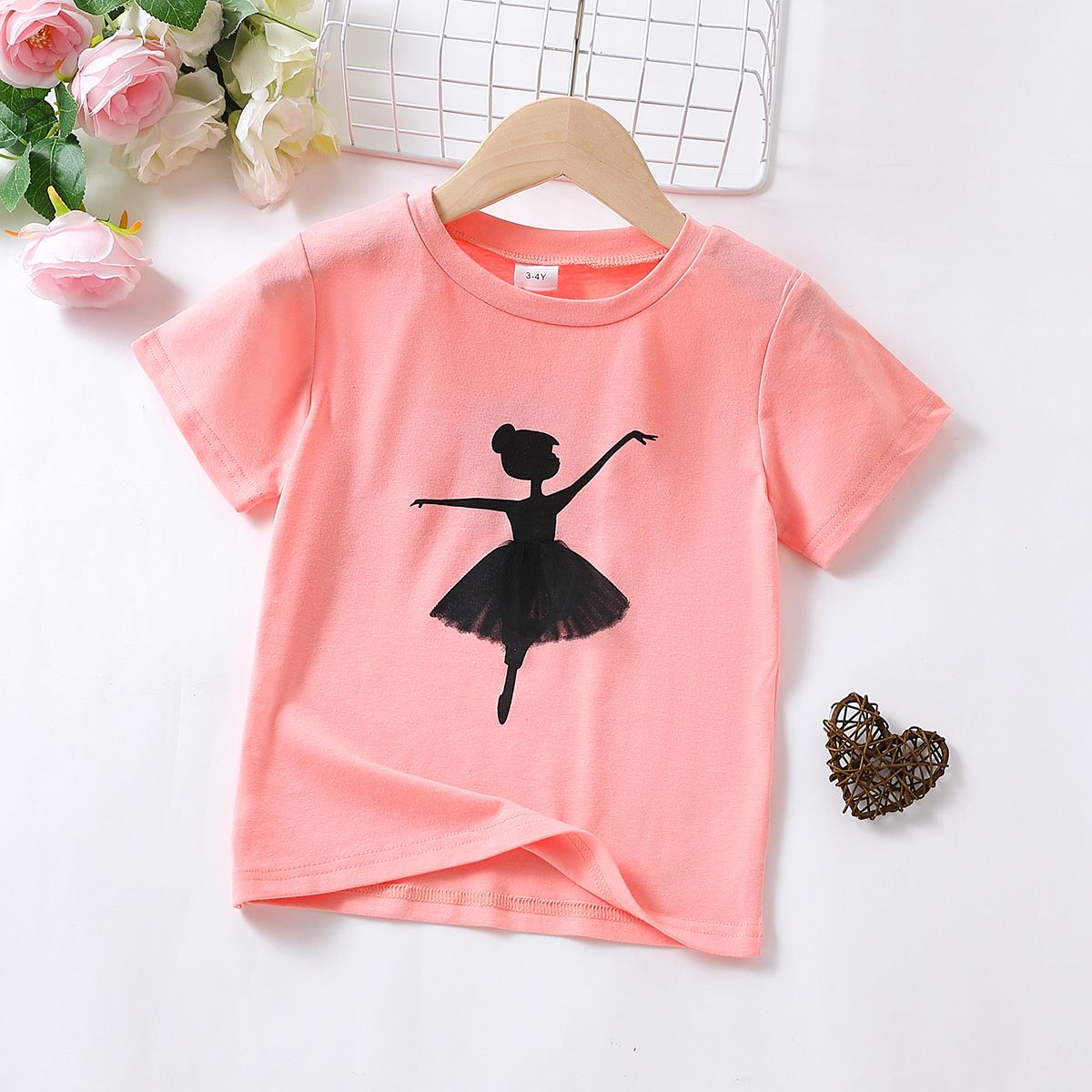 

Toddler Girl Figure Graphic Short-sleeve Tee