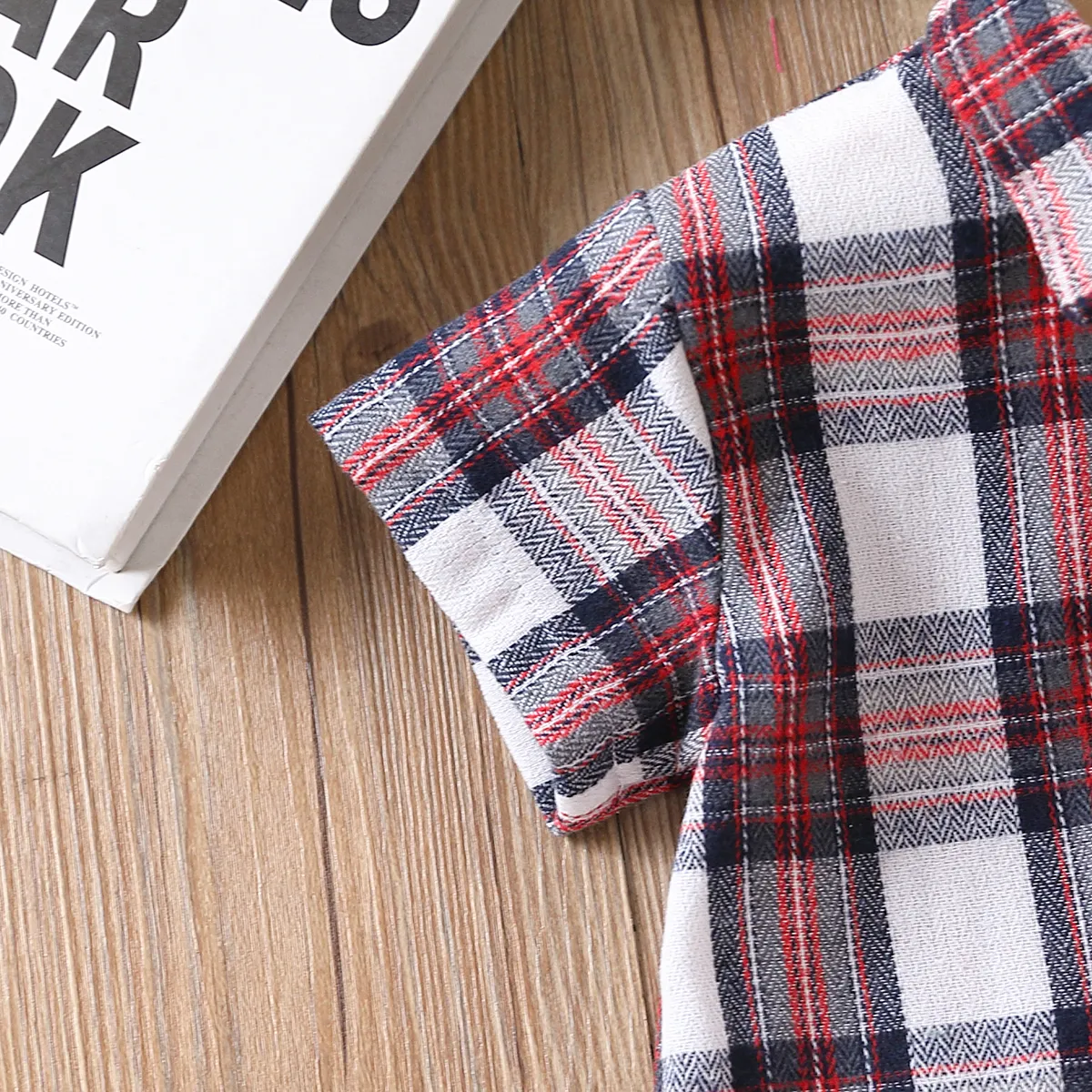 Toddler Boy Classic Plaid camisa de manga curta Vermelho image 3
