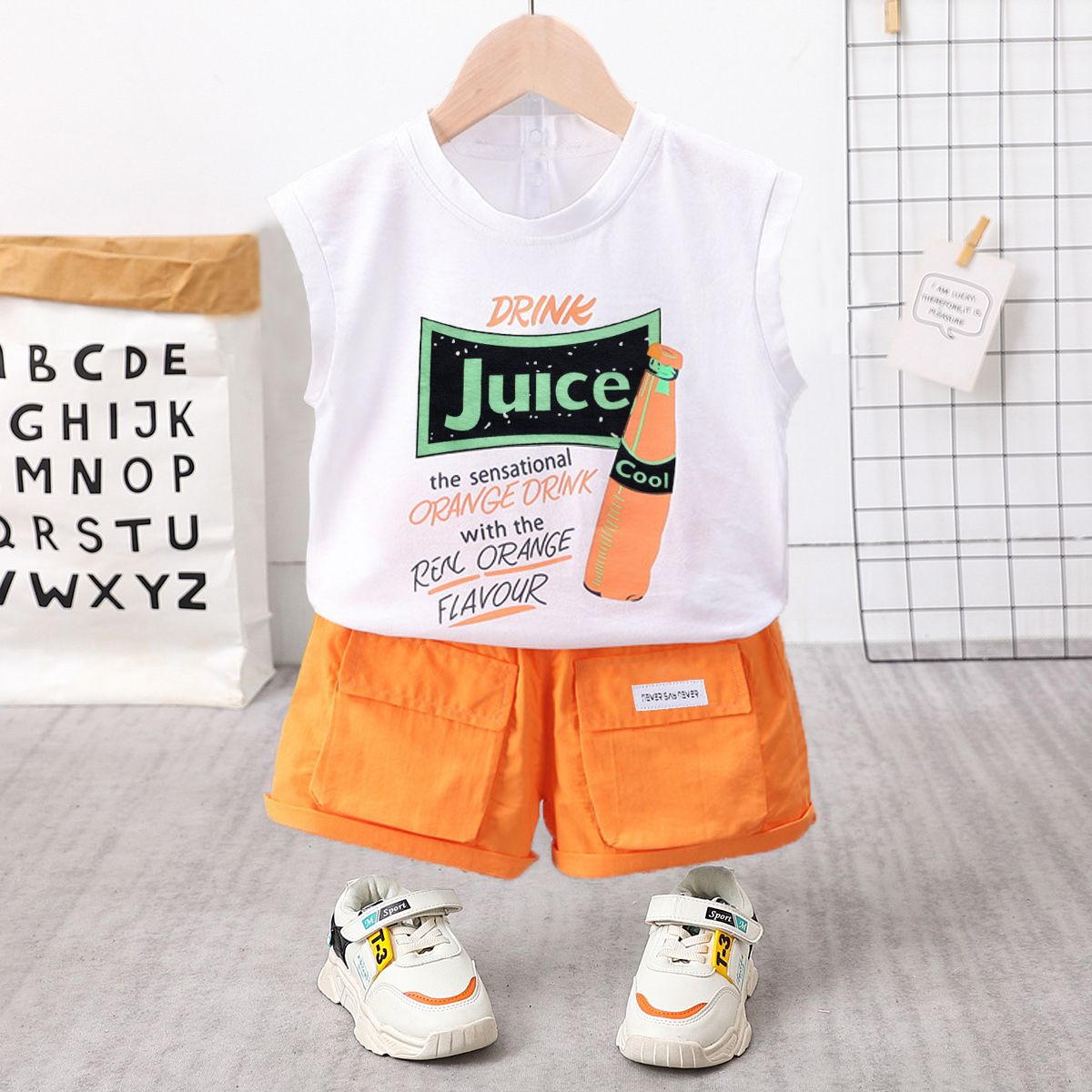 2pcs Toddler Boy Letter Juice Print Débardeur Et 100% Coton Cargo Shorts Set