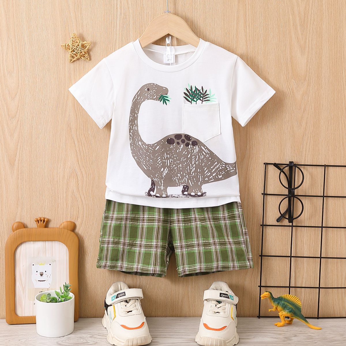 2pcs Toddler Boy Dinosaur Print Pocket Short-sleeve Tee And Plaid Shorts Set