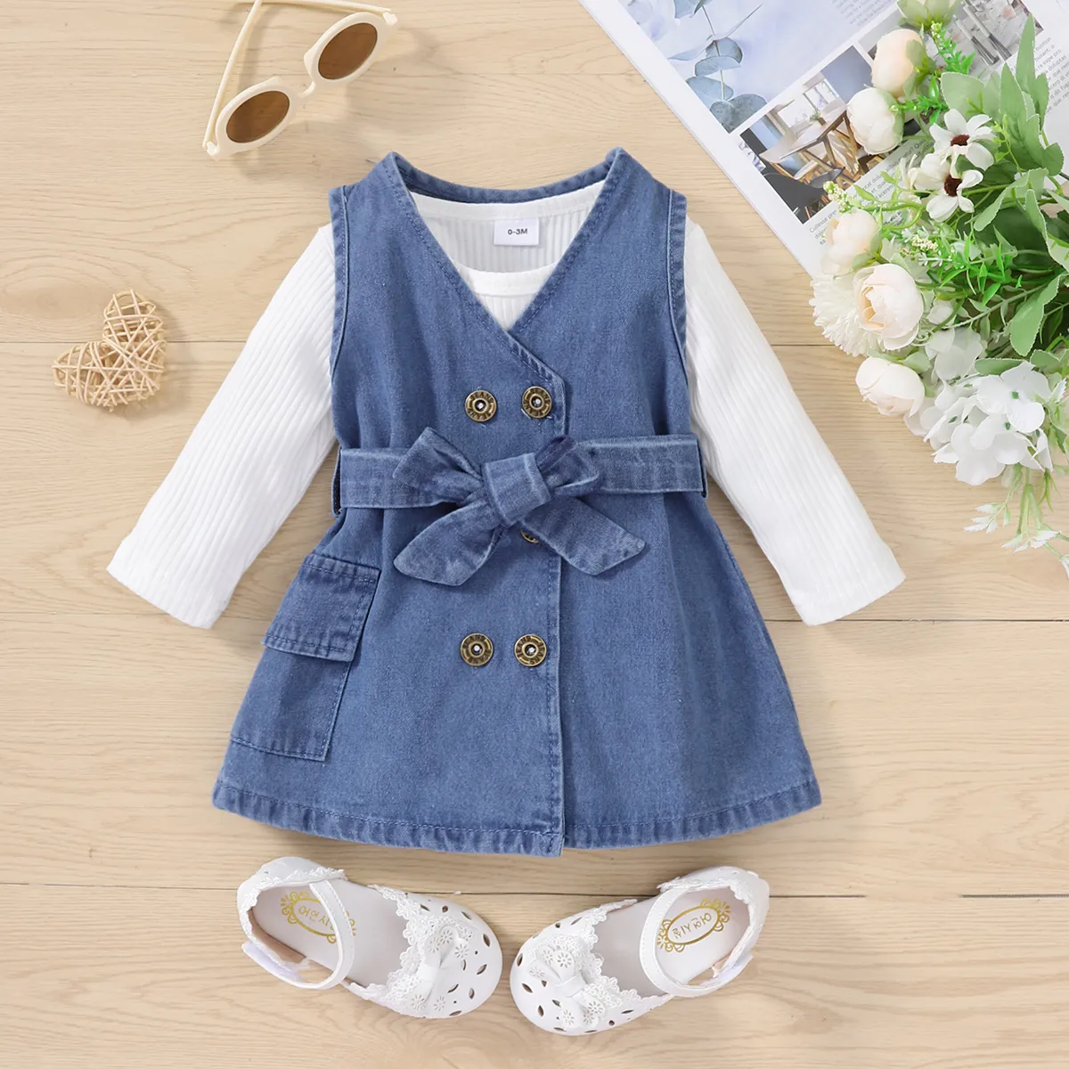 2pcs Baby Girl 95% Cotton Rib Knit Long-sleeve Romper and Double Breasted Belted Denim Tank Dress Se