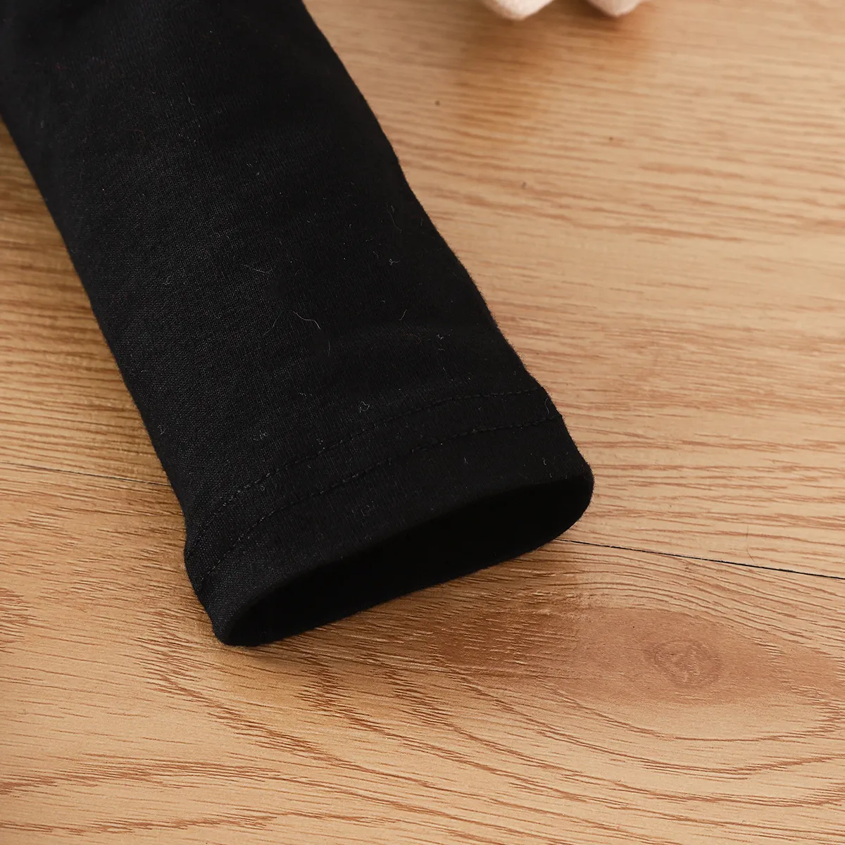 طفلة صغيرة منقوشة هيم غير النظامية لصق فستان طويل الأكمام أسود big image 1