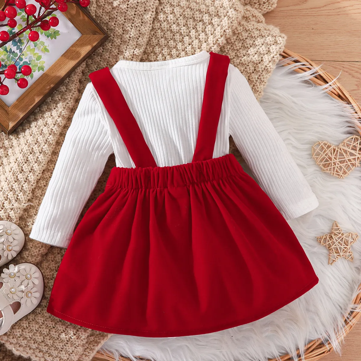 2pcs Baby Girl 95% Cotton Ribbed Long-sleeve Romper and Red Bow Front Overall Dress Set  image 3