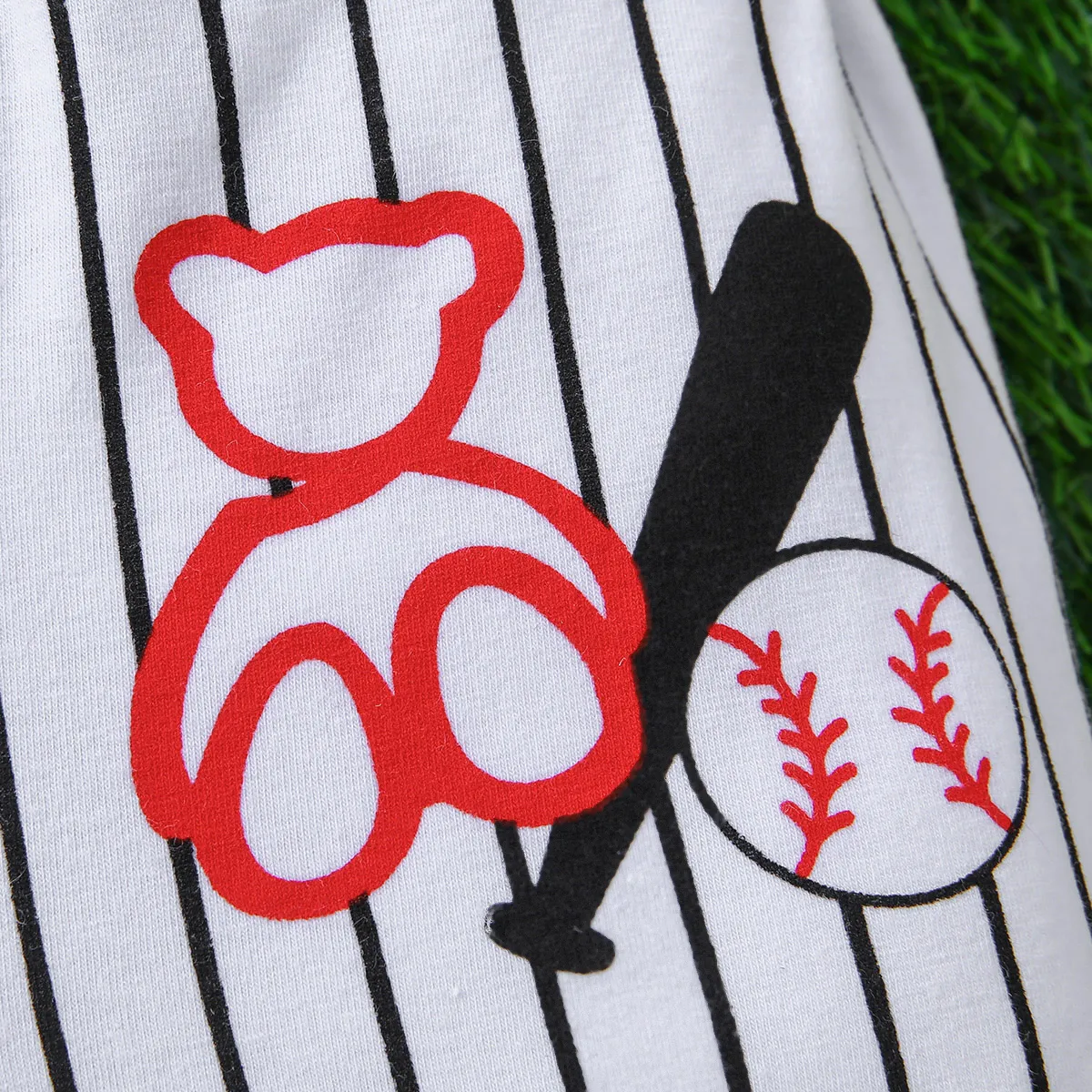 2pcs Baby Boy/Girl Striped Short-sleeve Graphic Romper & Shorts Set White image 4