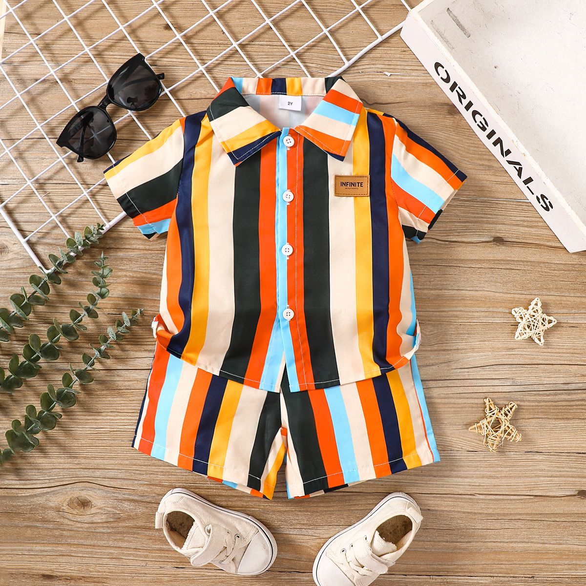 

2pcs Toddler Boy Colorful Stripe Shirt and Shorts Set