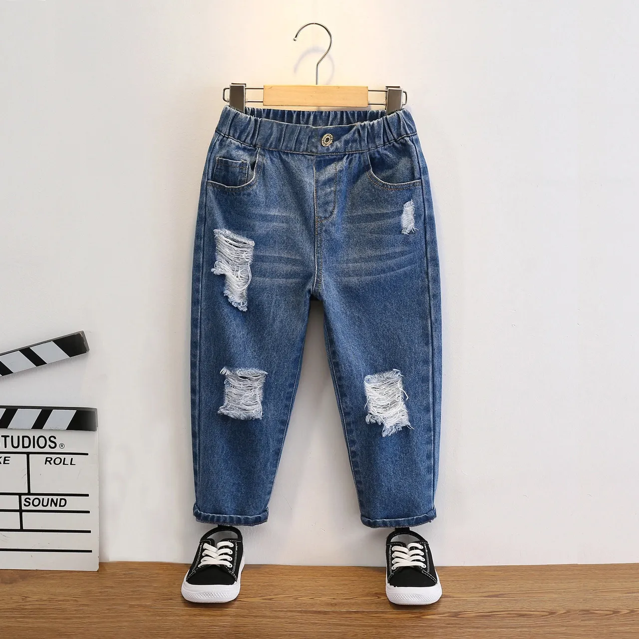 Kid Boy Casual Cotton Elasticized Ripped Denim Jeans  big image 1