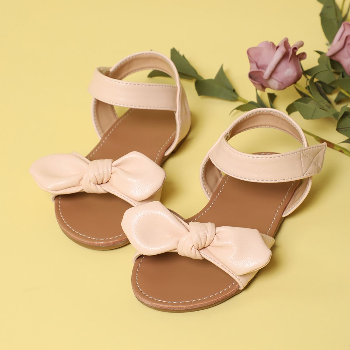 

Toddler Tie Knot Decor Pink Sandals