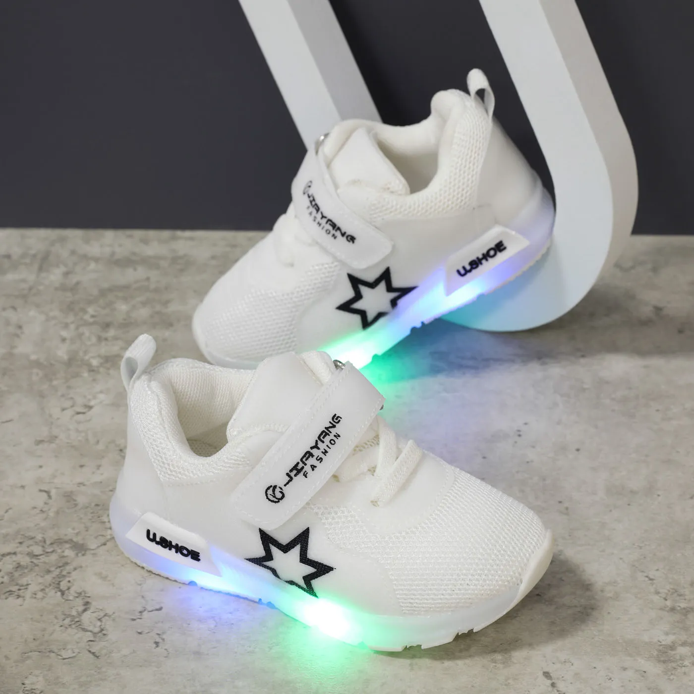 

Toddler Mesh Panel White LED Sneakers