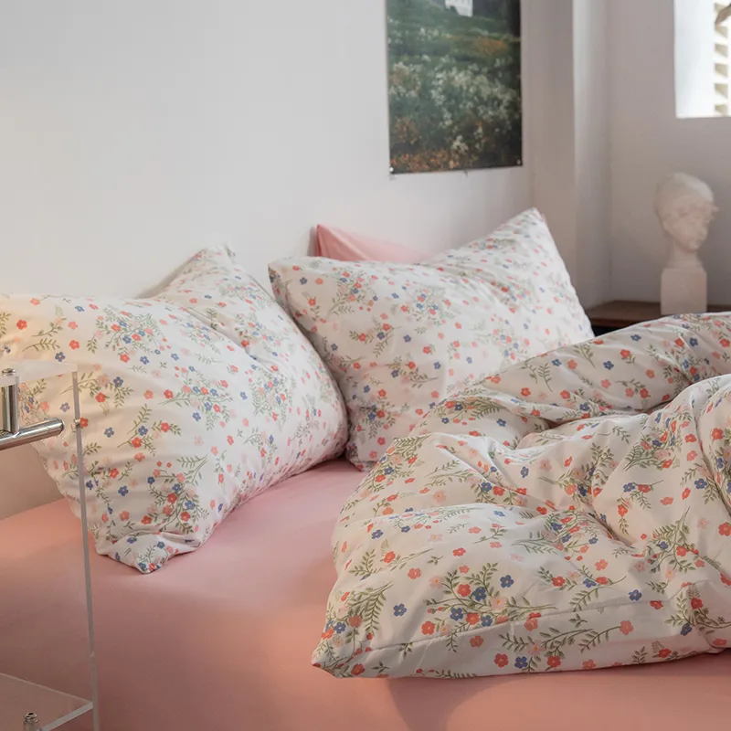 Allover Floral Print Bedding Set Including Duvet Cover & Pillow Cases  big image 3