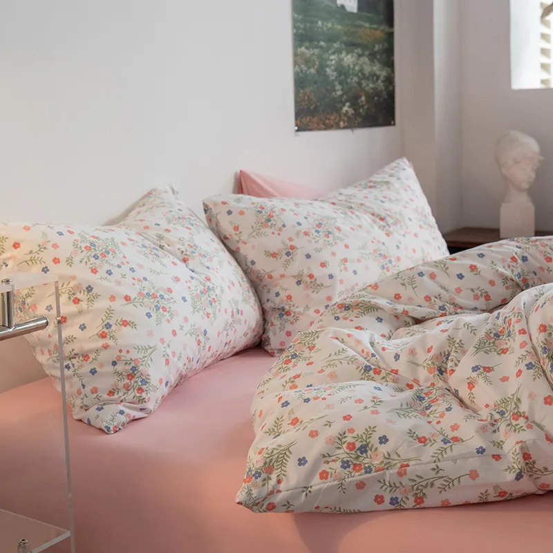 Allover Floral Print Bedding Set Including Duvet Cover & Pillow Cases big image 3