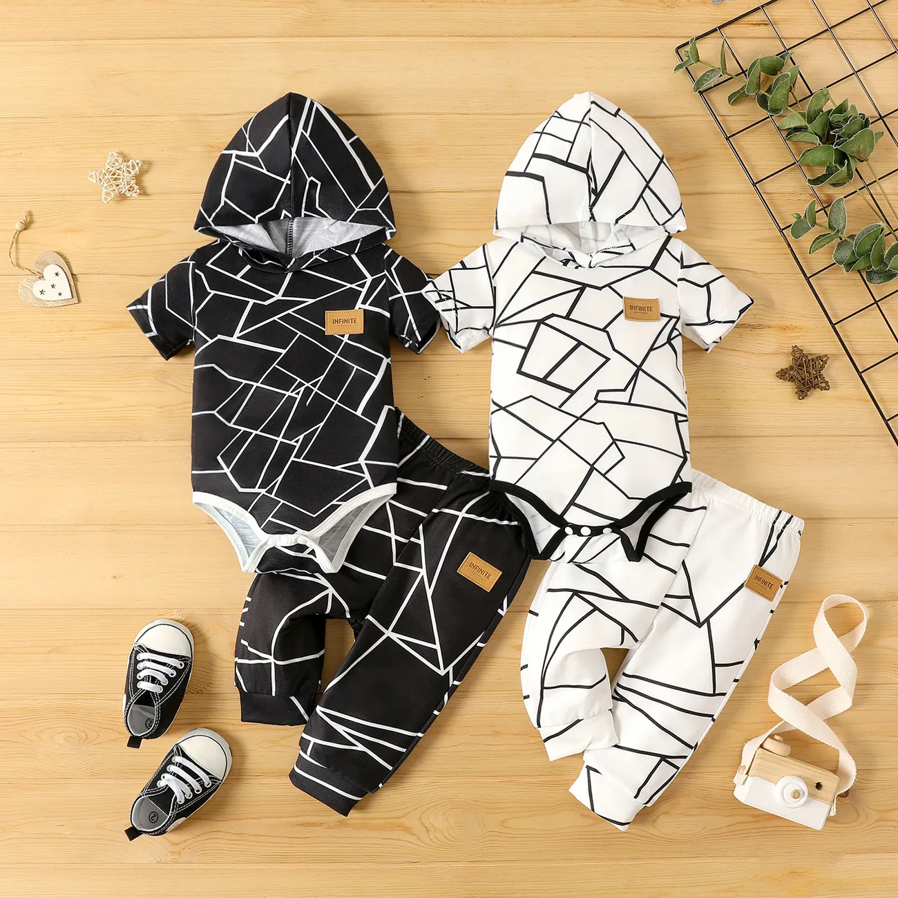 Baby Boy/Girl Badge Detail Allover Geo Print Hooded Short-sleeve Romper or Pants Black-A big image 1
