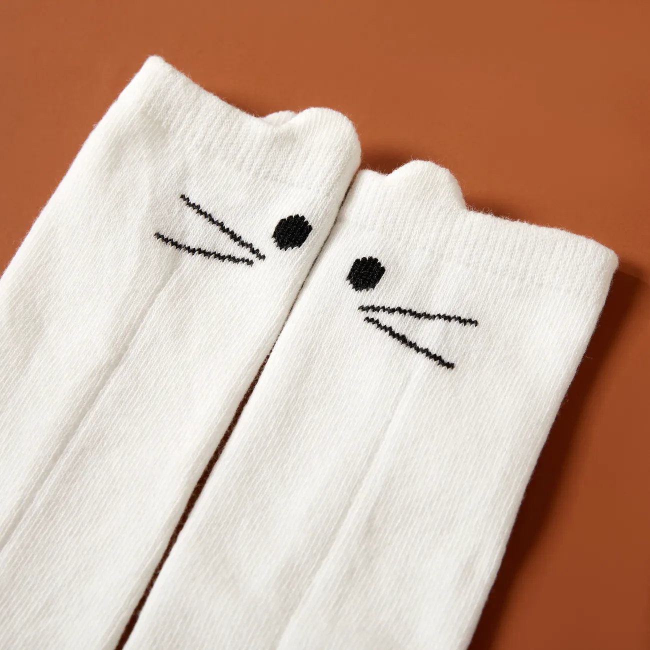 Chaussettes en maille  pour bébé filel à motif chat Blanc big image 1