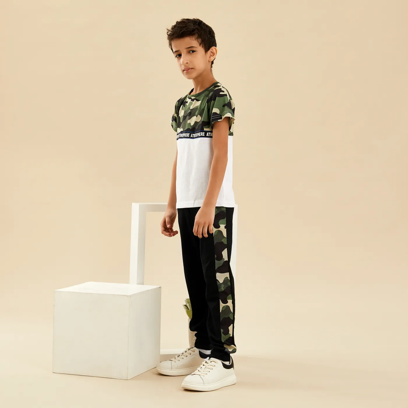 Kid Boy Camouflage Sweatshirt & Pants Set Green image 5