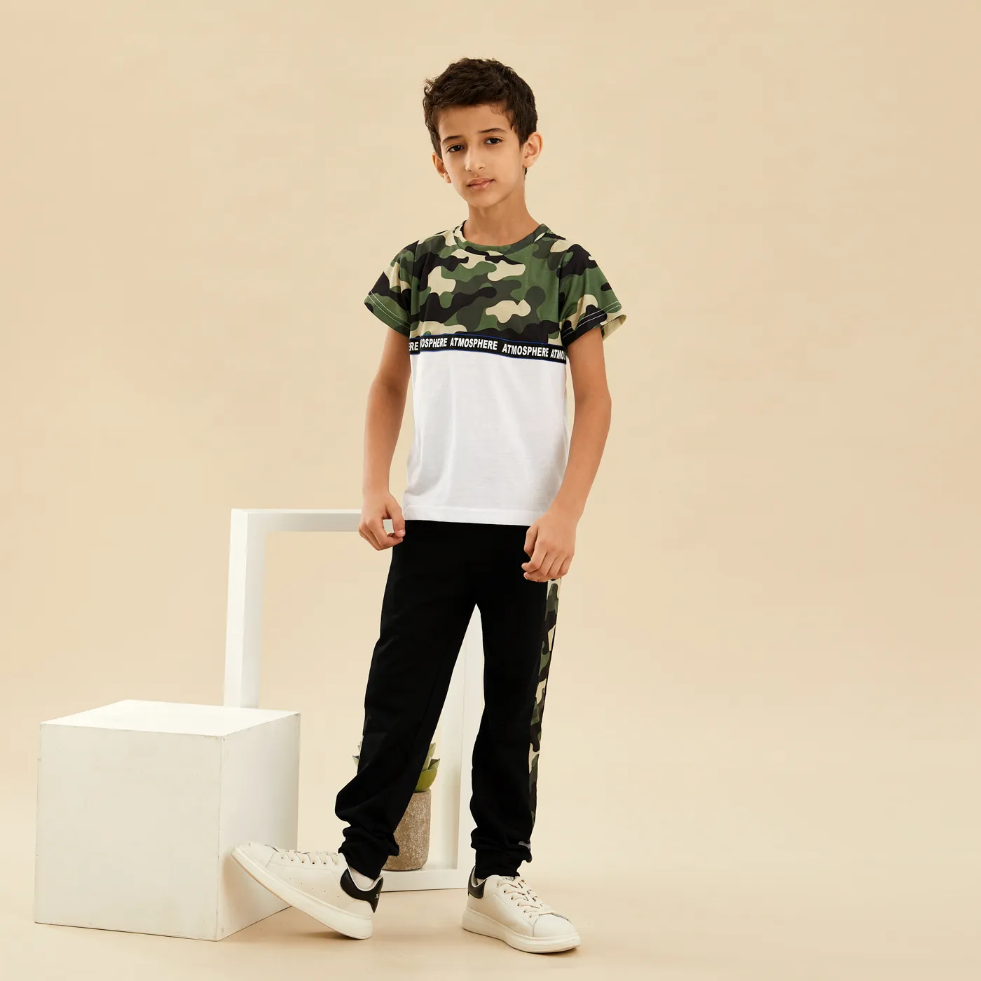 Kid Boy Camouflage Sweatshirt & Pants Set Green image 4