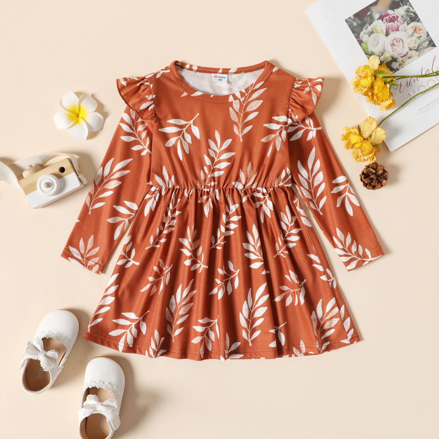 

Toddler Girl Leaf Print Ruffled Long-sleeve Dress