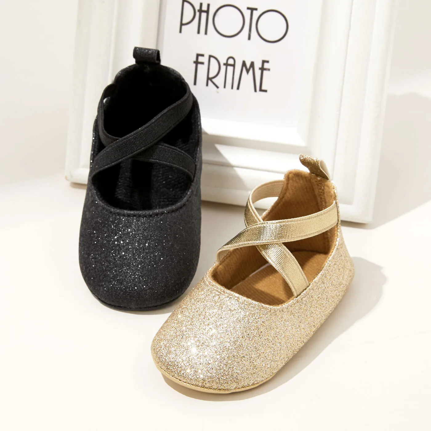 Baby / Toddler Solid Color Crisscross Slip-on Prewalker Shoes