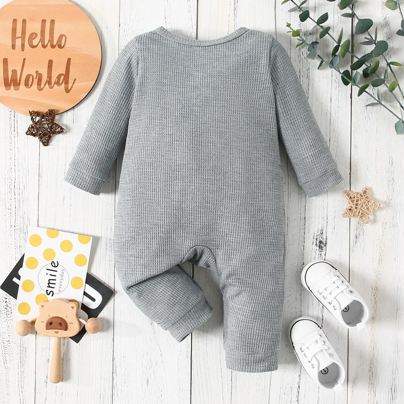 Baby Boy Letter Print Solid Waffle Long-sleeve Jumpsuit Grey big image 1